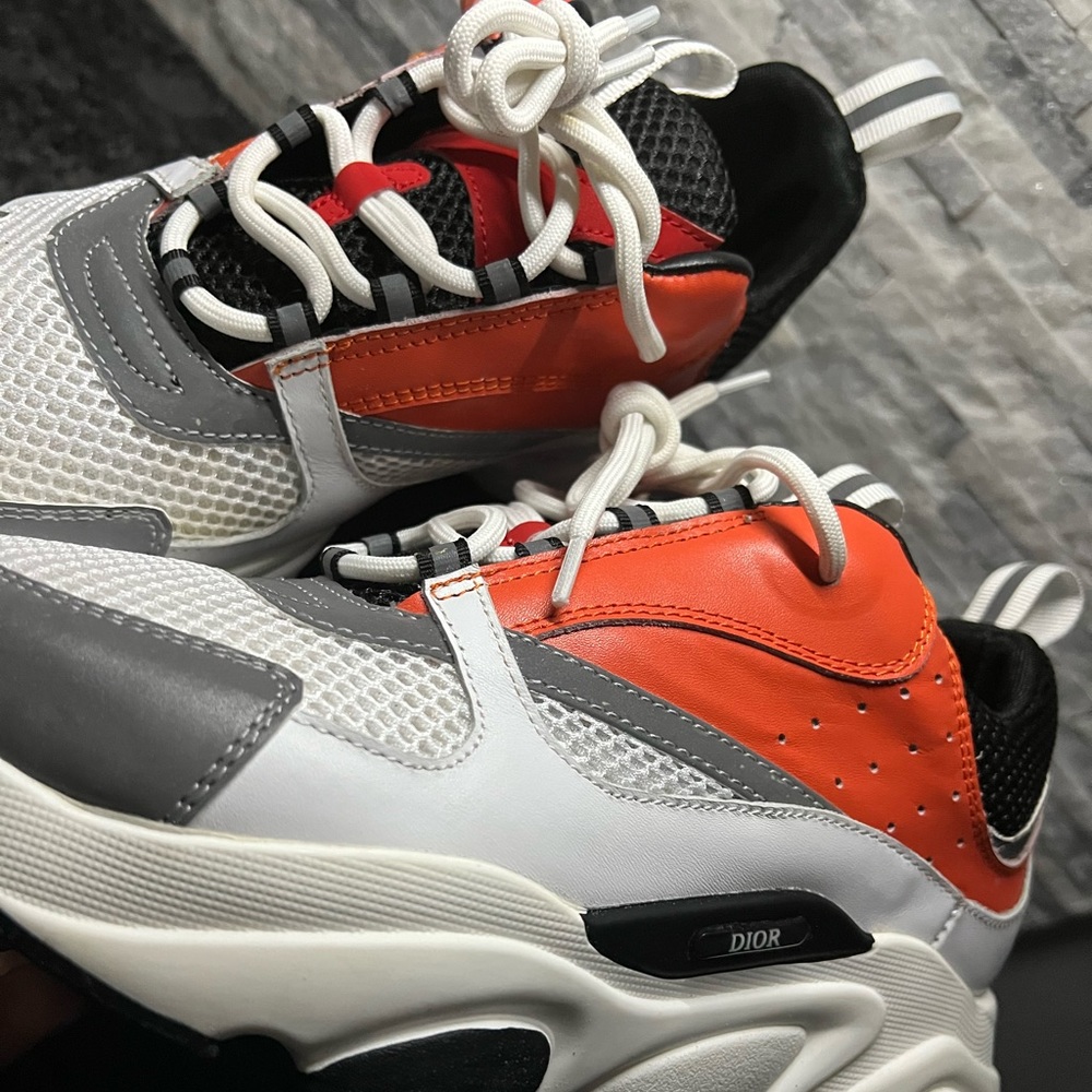 (Dior b22) Orange, Black, & White. - Picture 3 of 7